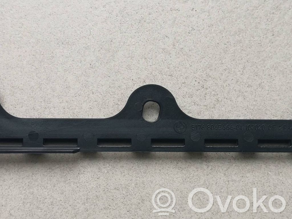 BMW 1 E81 E87 Engine compartment rubber 