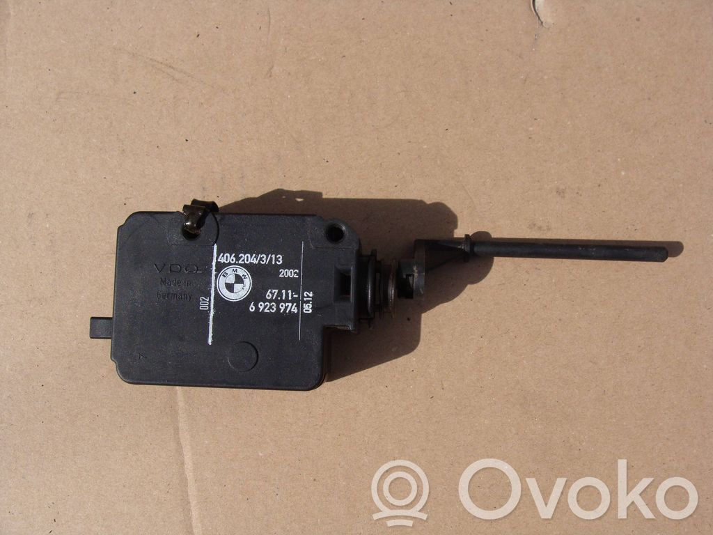 BMW X5 E70 Fuel tank cap lock 