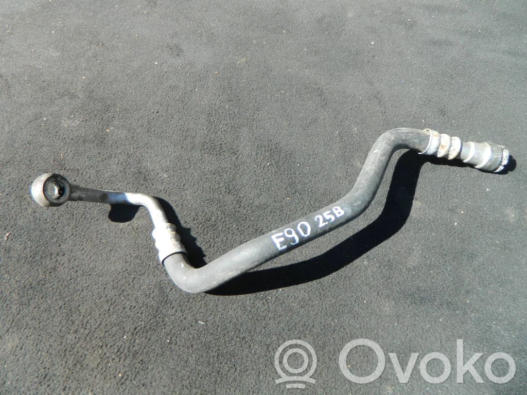 Ilmastointilaitteen putki (A/C)   6774306