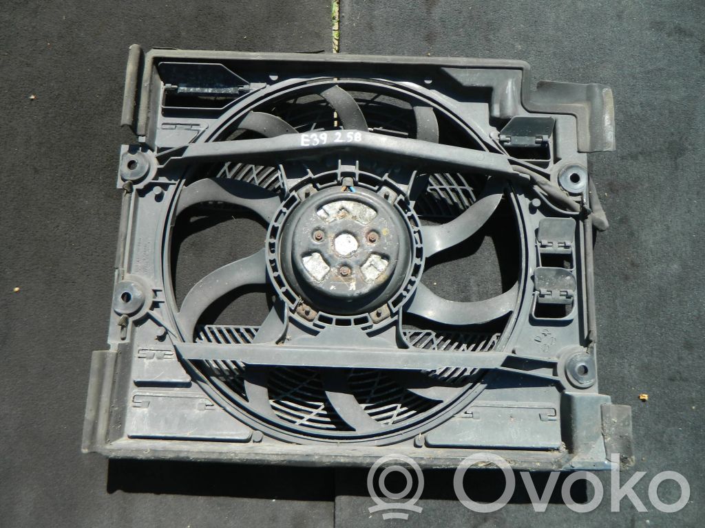 BMW 5 E39 Elektrinis radiatorių ventiliatorius 