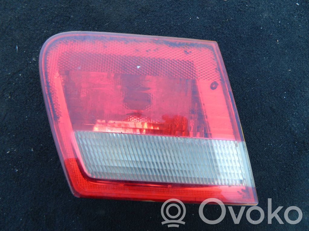 BMW 3 E46 Tailgate rear/tail lights 