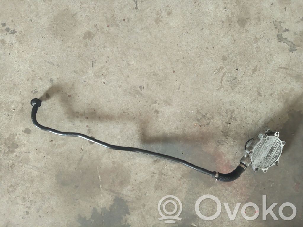 Vacuum pump   6756479,2003R,68739010