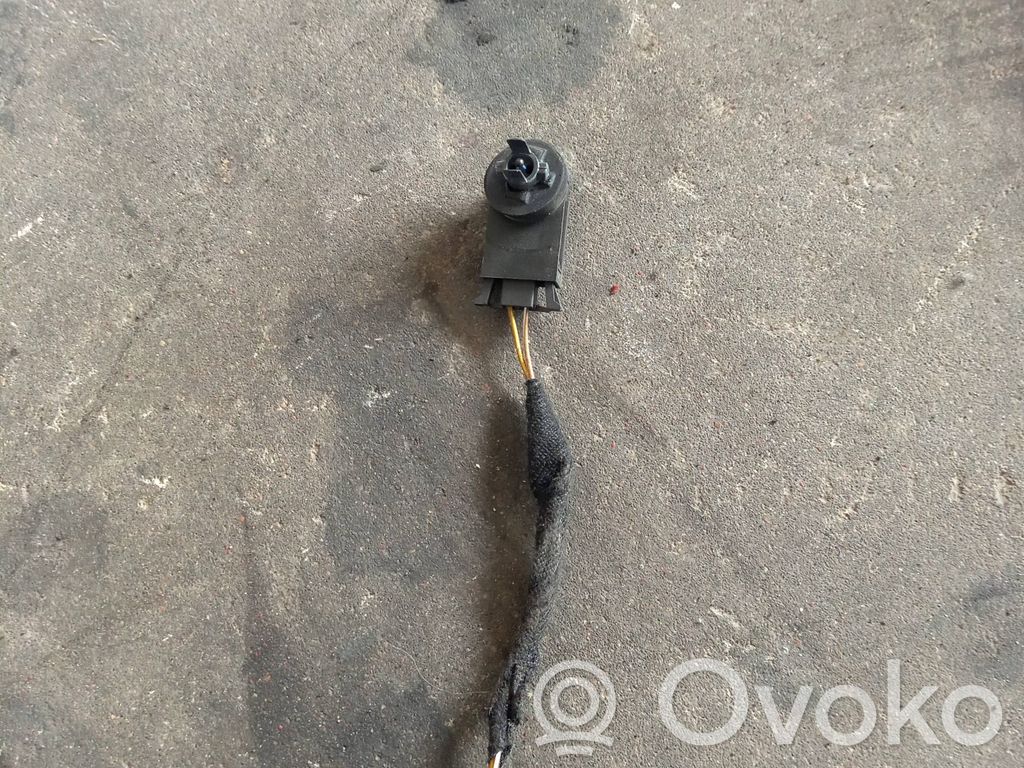 Audi A4 S4 B5 8D Interior temperature sensor 