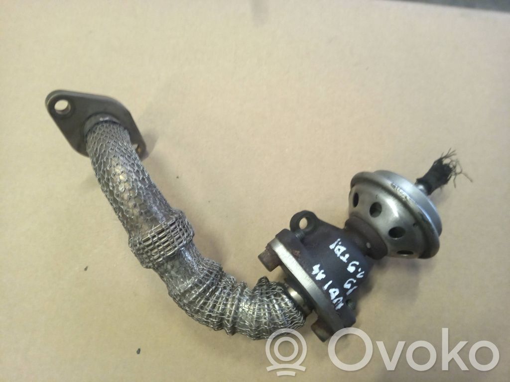 Audi A4 S4 B5 8D Przewód / Rura chłodnicy spalin EGR 