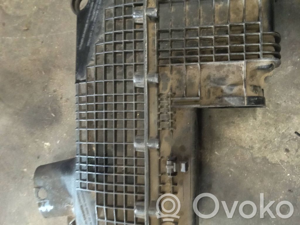 Renault Kangoo I Oro filtro dėžė 