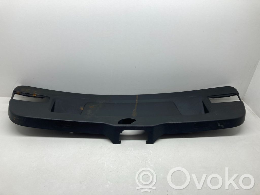Volkswagen Jetta VI Poszycie / Tapicerka tylnej klapy bagażnika 