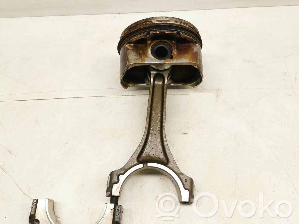 Ford Mustang VI Piston 