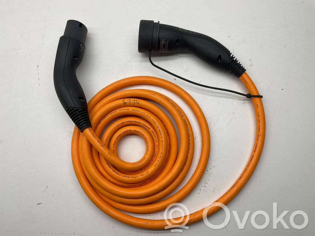 Toyota RAV 4 (XA50) Kabel do ładowania samochodu elektrycznego 