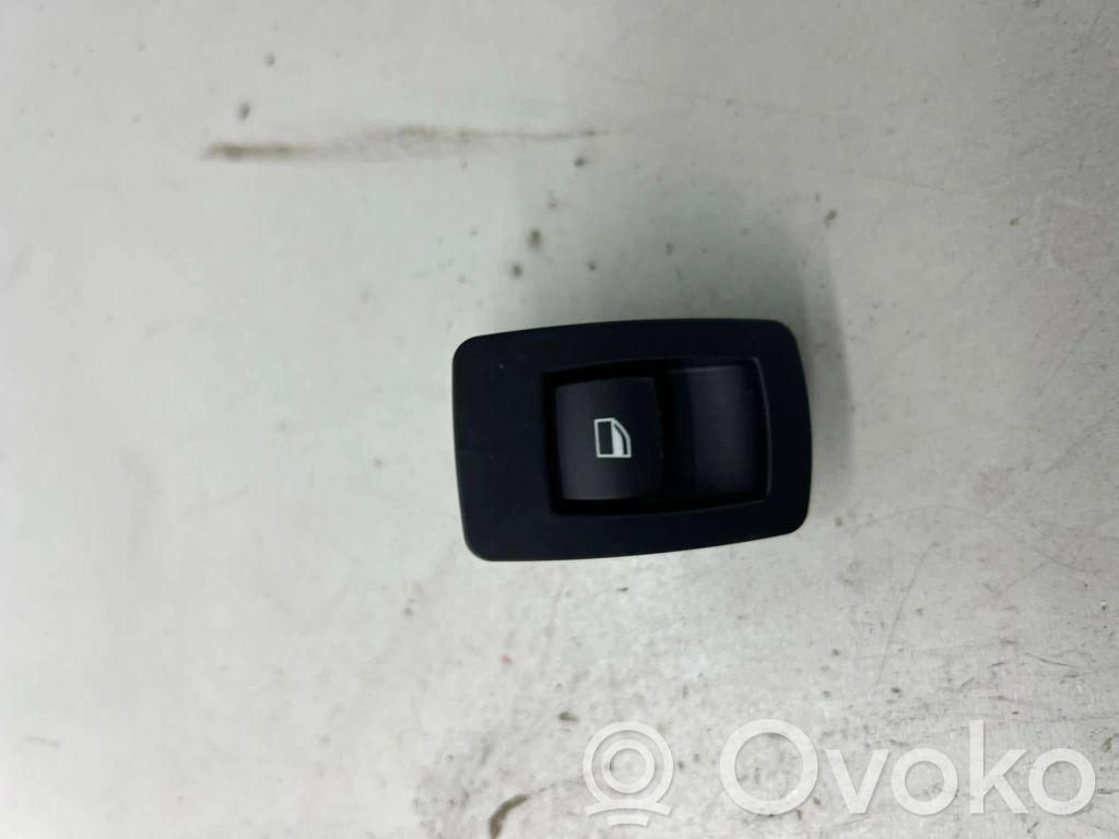Electric window control switch   6945874