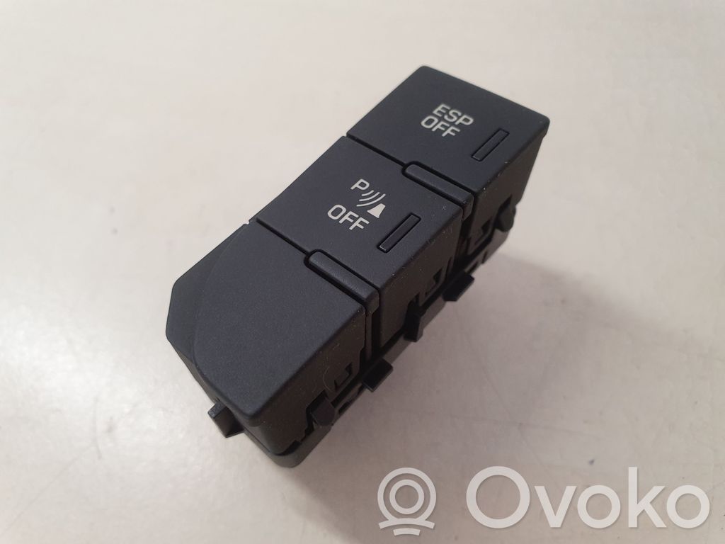 Citroen C5 ESP (stability program) switch 