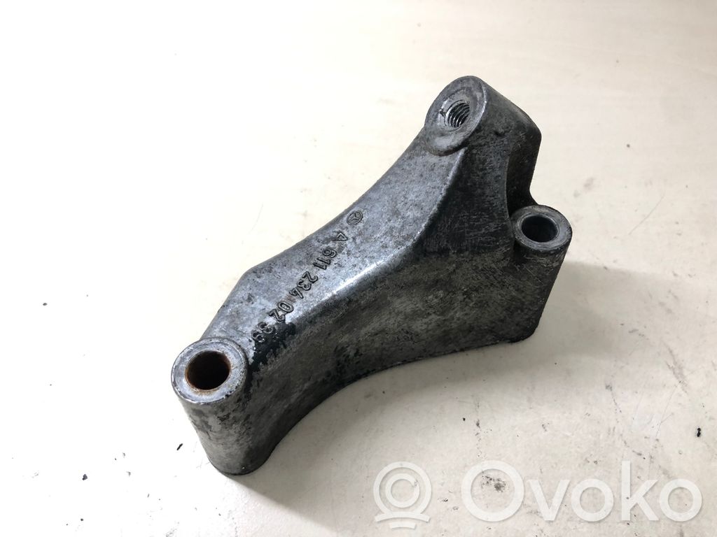 Mercedes-Benz E W211 A/C compressor mount bracket 