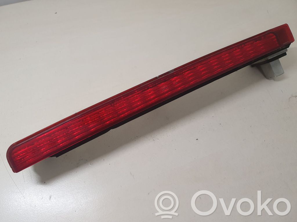 Mercedes-Benz E W211 Third/center stoplight 