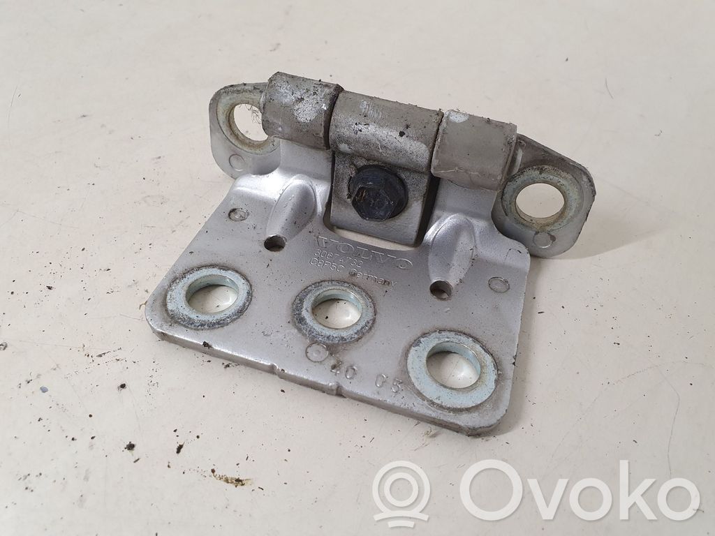 Volvo XC90 Tailgate hinge 