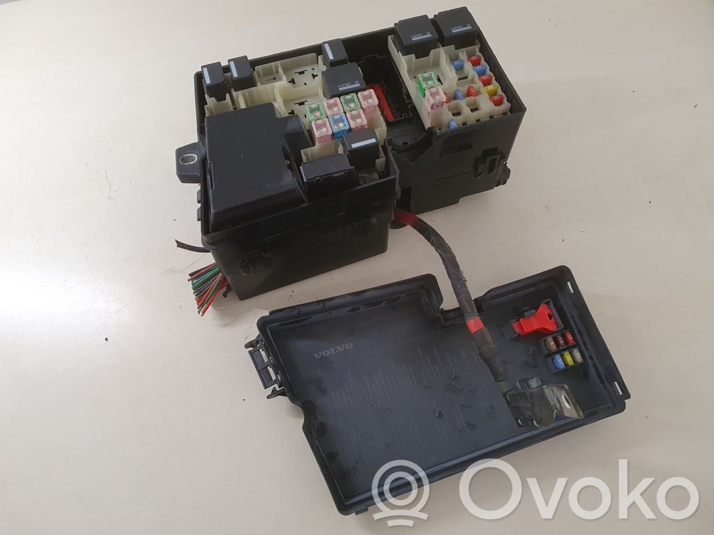 Volvo C30 Fuse box set 