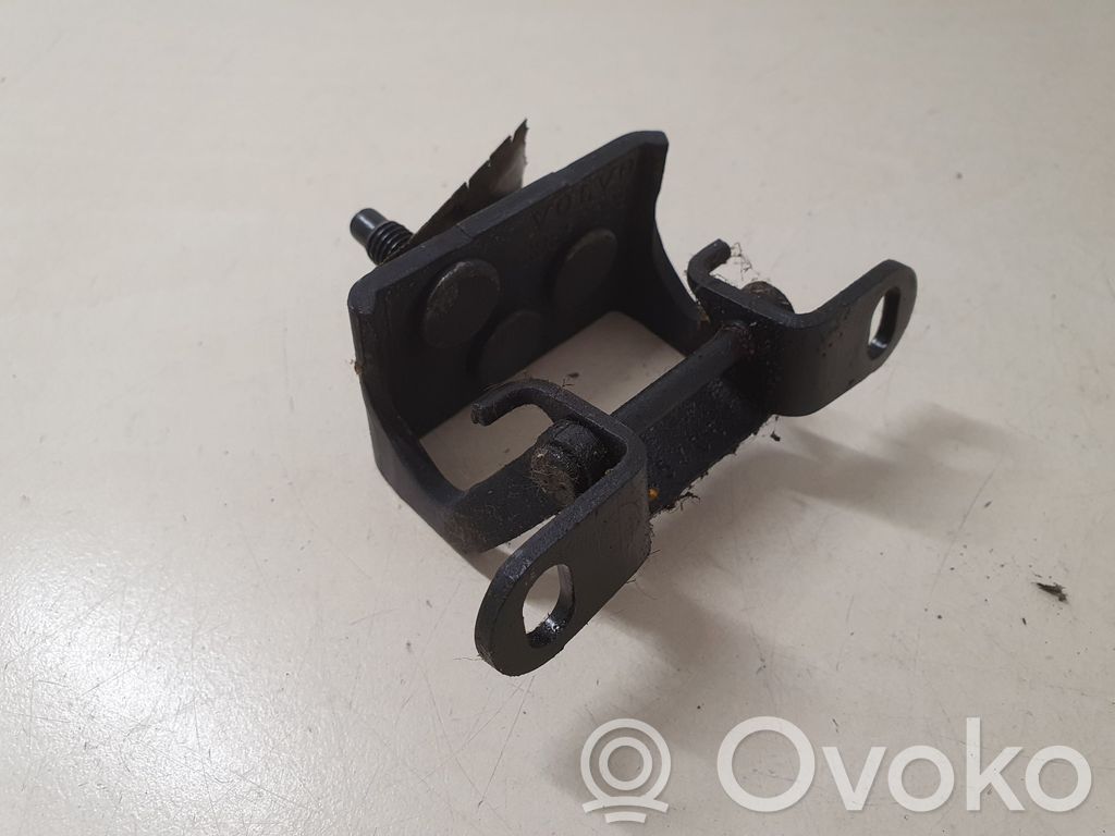 Volvo C30 Tailgate/trunk/boot hinge 