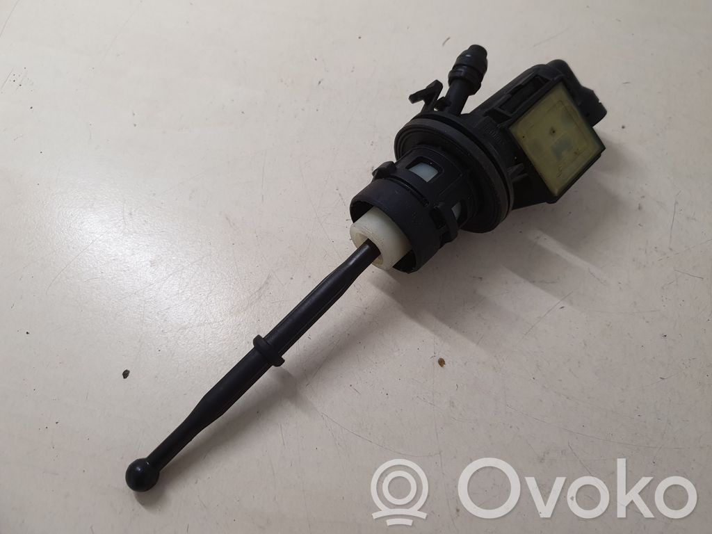 Skoda Superb B6 (3T) Clutch master cylinder 
