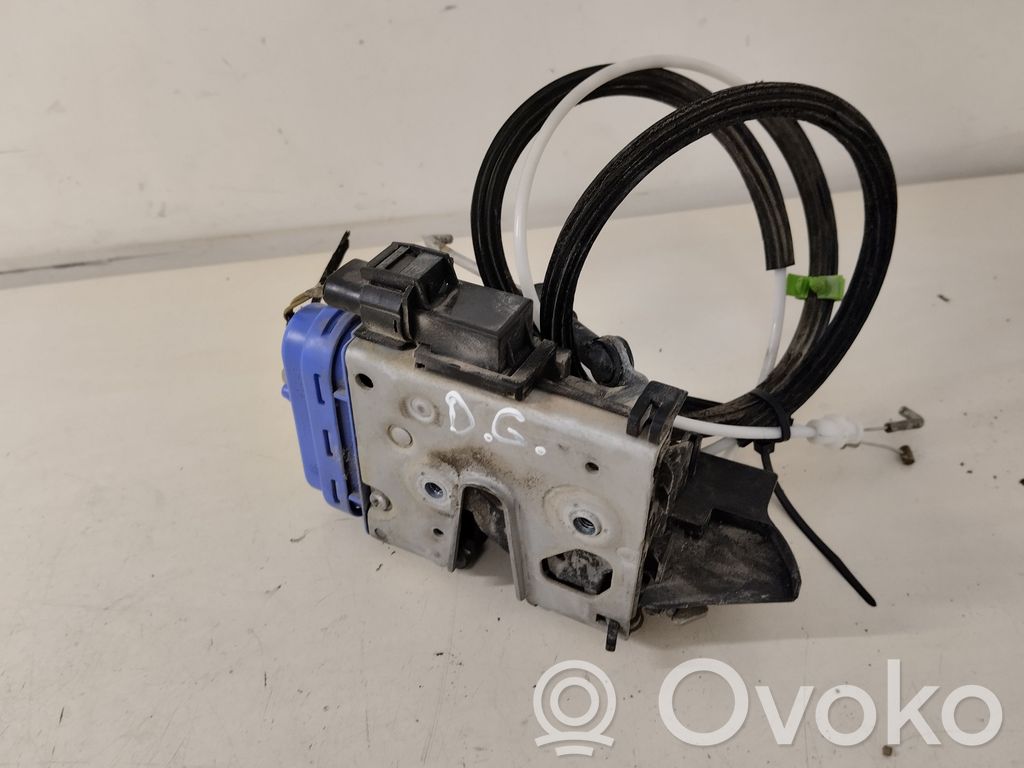 Audi A8 S8 D2 4D Rear door lock 
