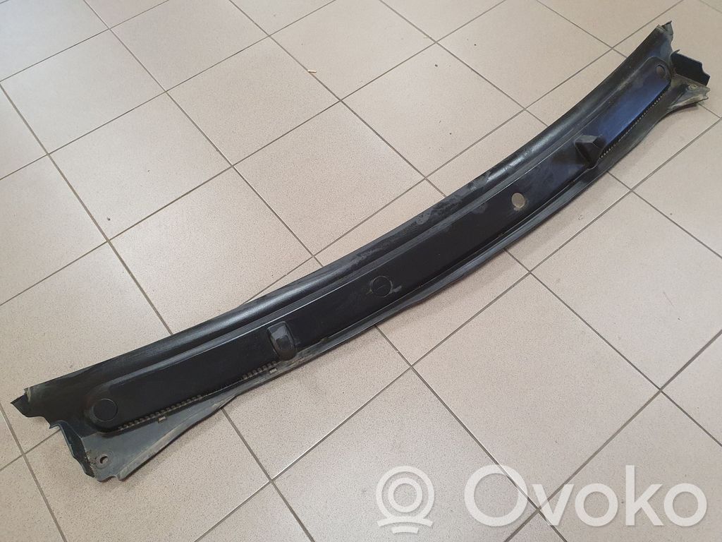Opel Vivaro Wiper trim 