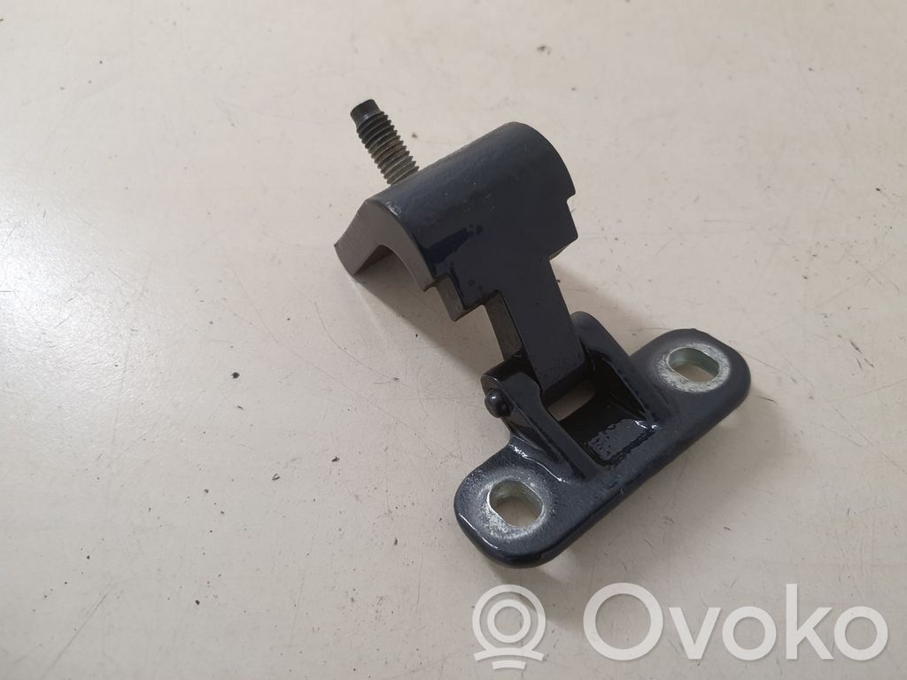 Audi Q2 - Tailgate/trunk/boot hinge 
