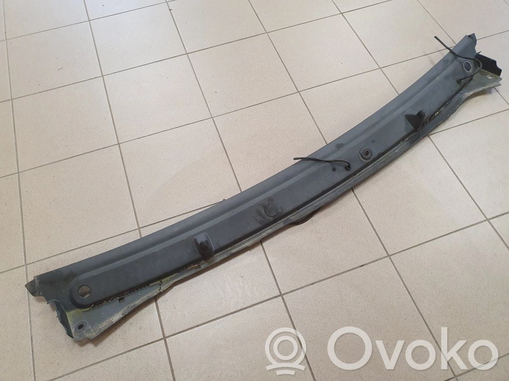 Opel Vivaro Wiper trim 