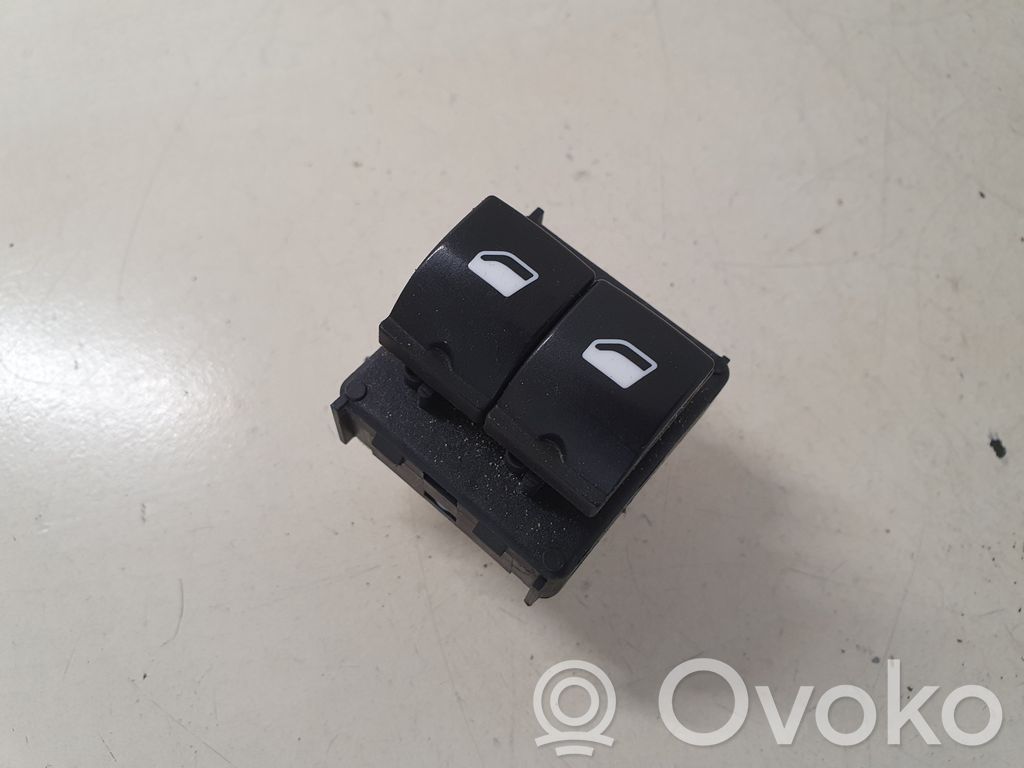 Citroen C4 Cactus Electric window control switch 
