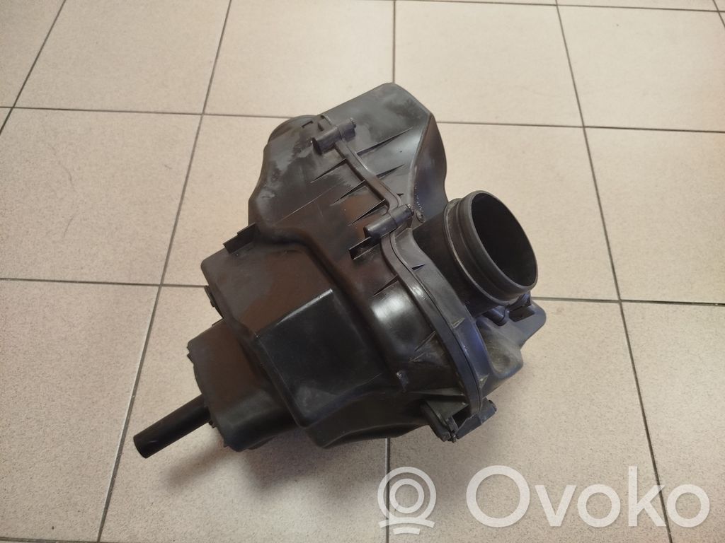 Audi A8 S8 D4 4H Air filter box 