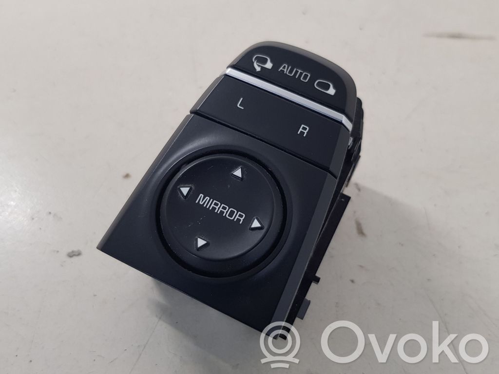 KIA Optima Wing mirror switch 