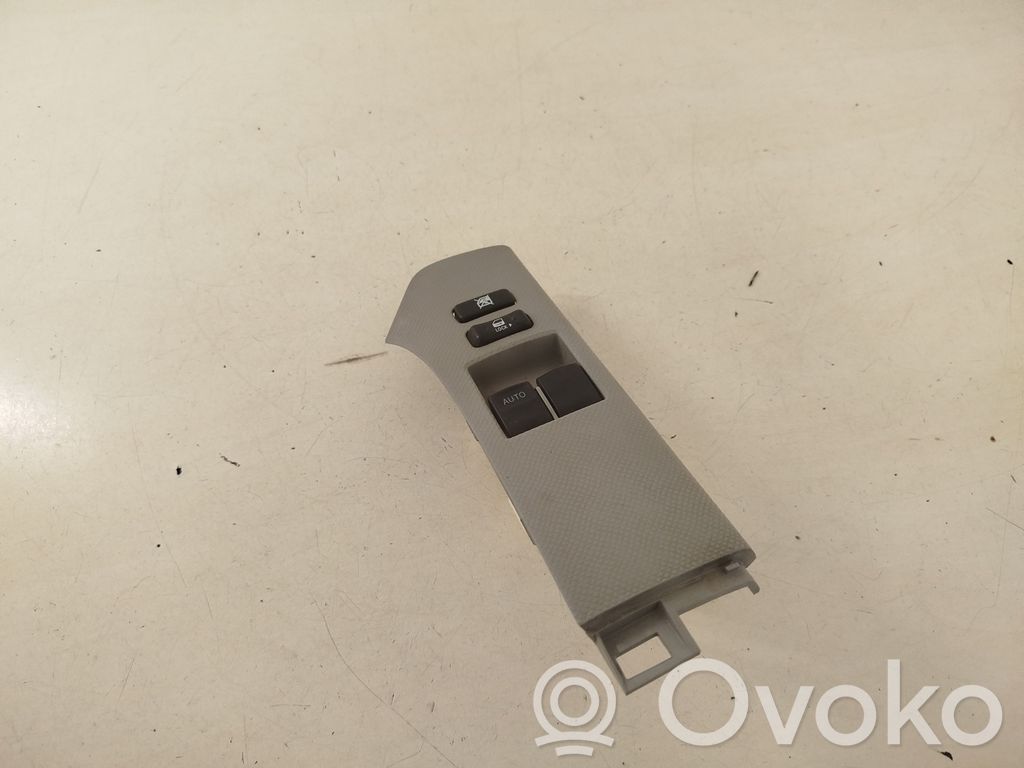 Toyota Yaris Electric window control switch 