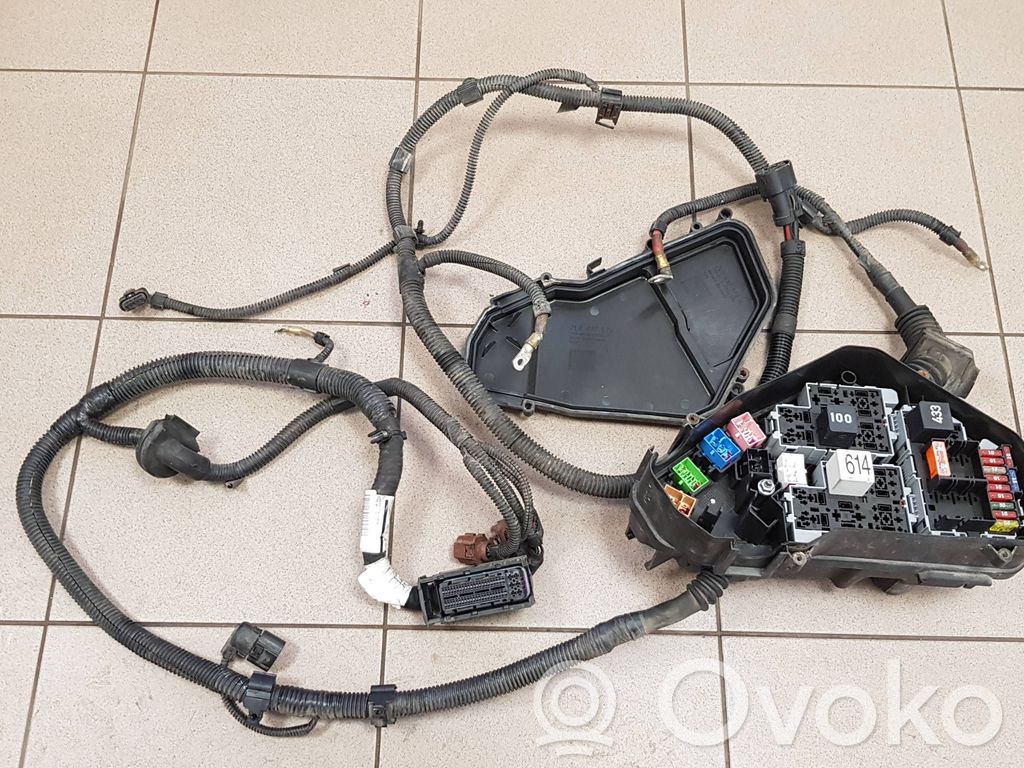Porsche Cayenne (92A) Juego de caja de fusibles 