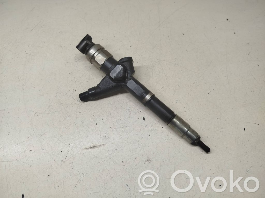 Nissan Navara D40 Fuel injector 