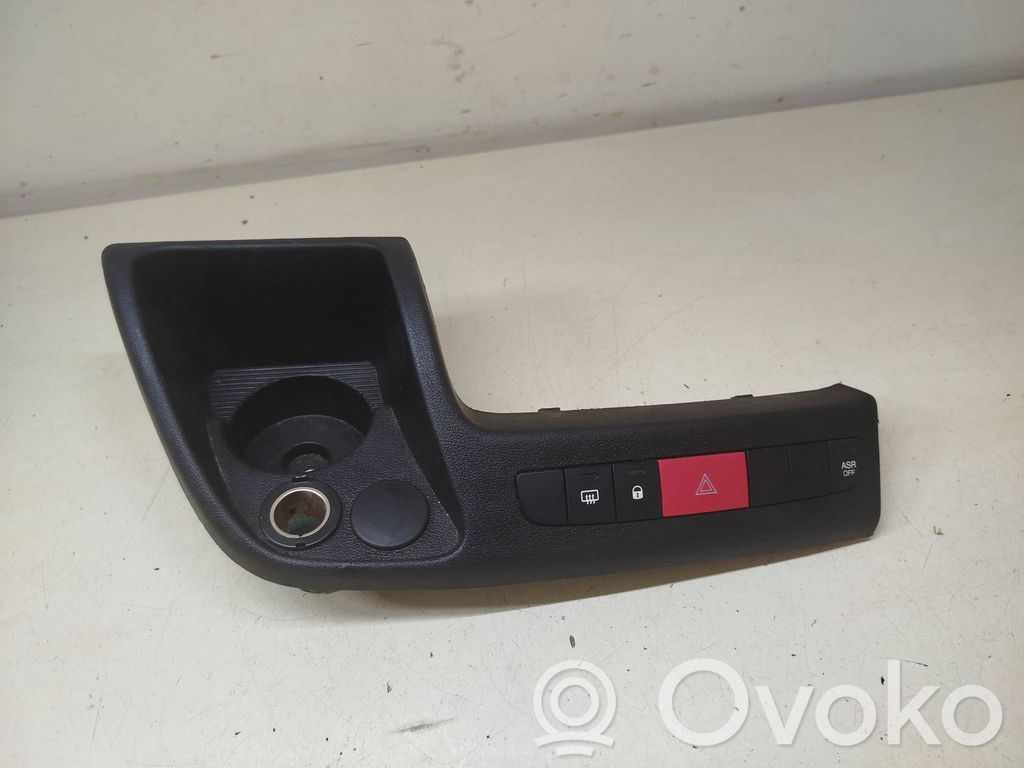 Peugeot Boxer Hazard light switch 