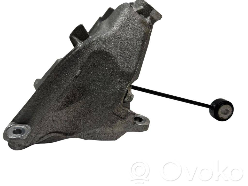 Audi A4 S4 B9 Engine mounting bracket 