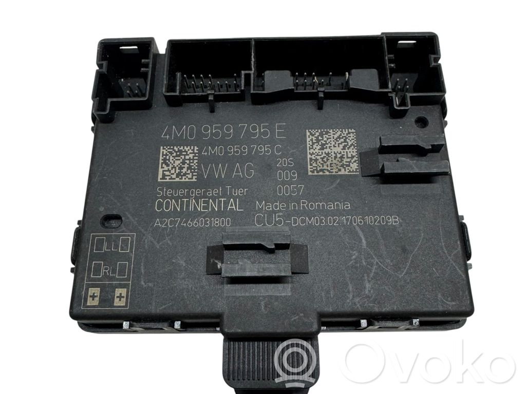 Audi Q7 4M Door control unit/module 