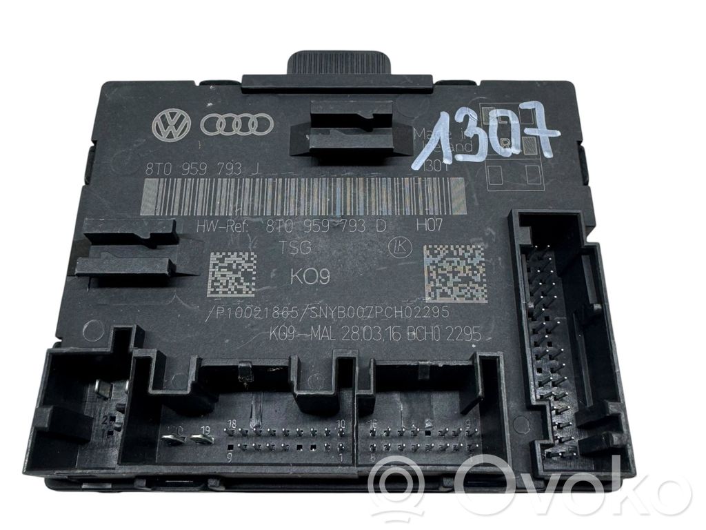 Audi A5 8T 8F Door control unit/module 