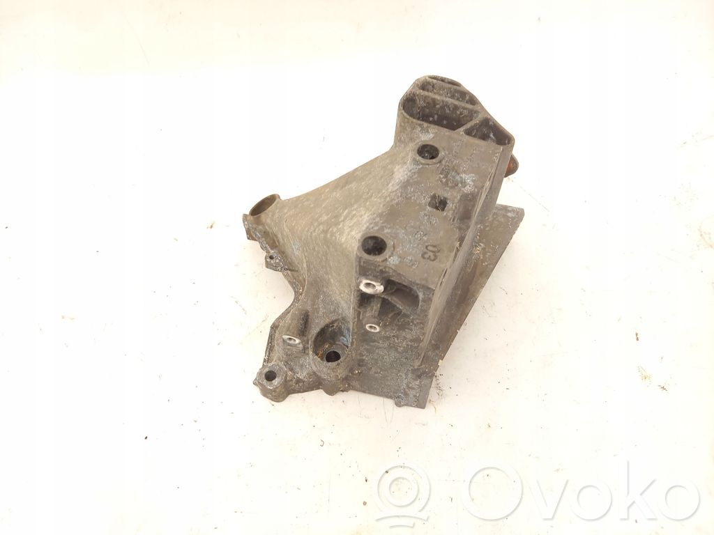Volkswagen Polo VI Suport tampon motor 