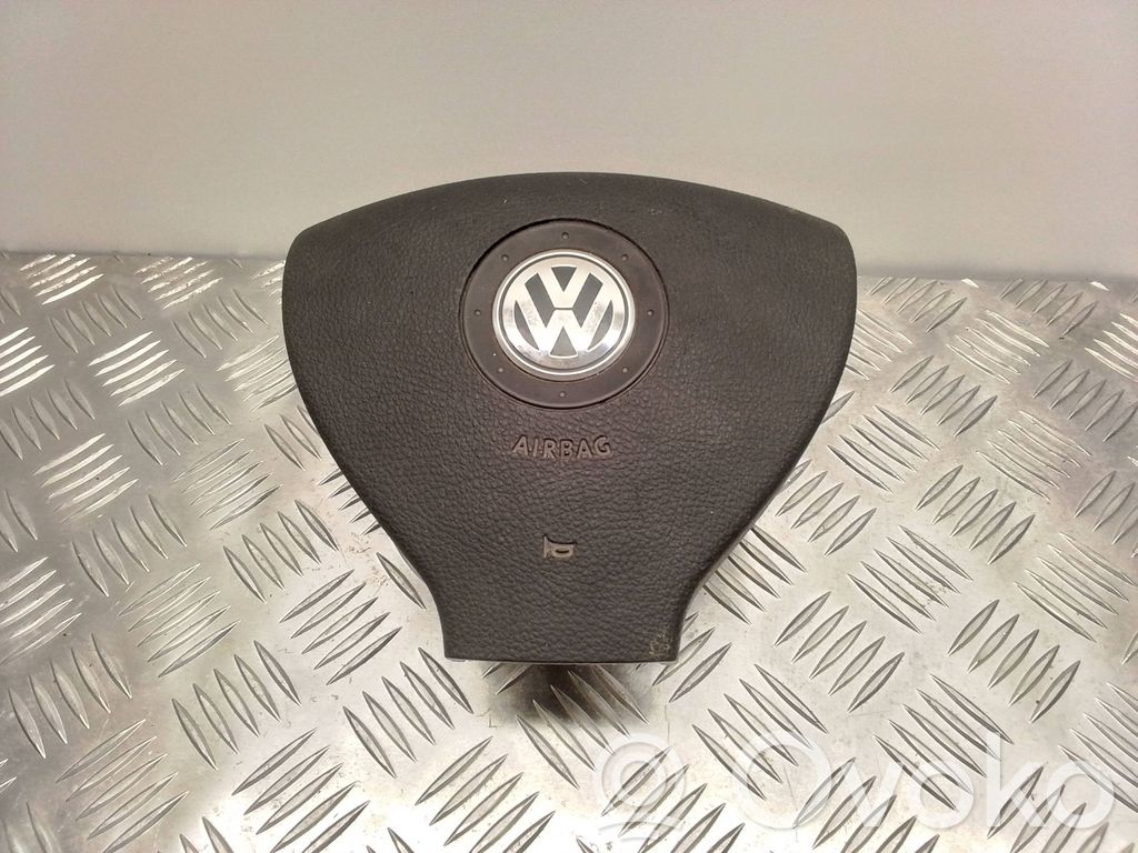 Volkswagen Polo IV 9N3 Vairo oro pagalvė 