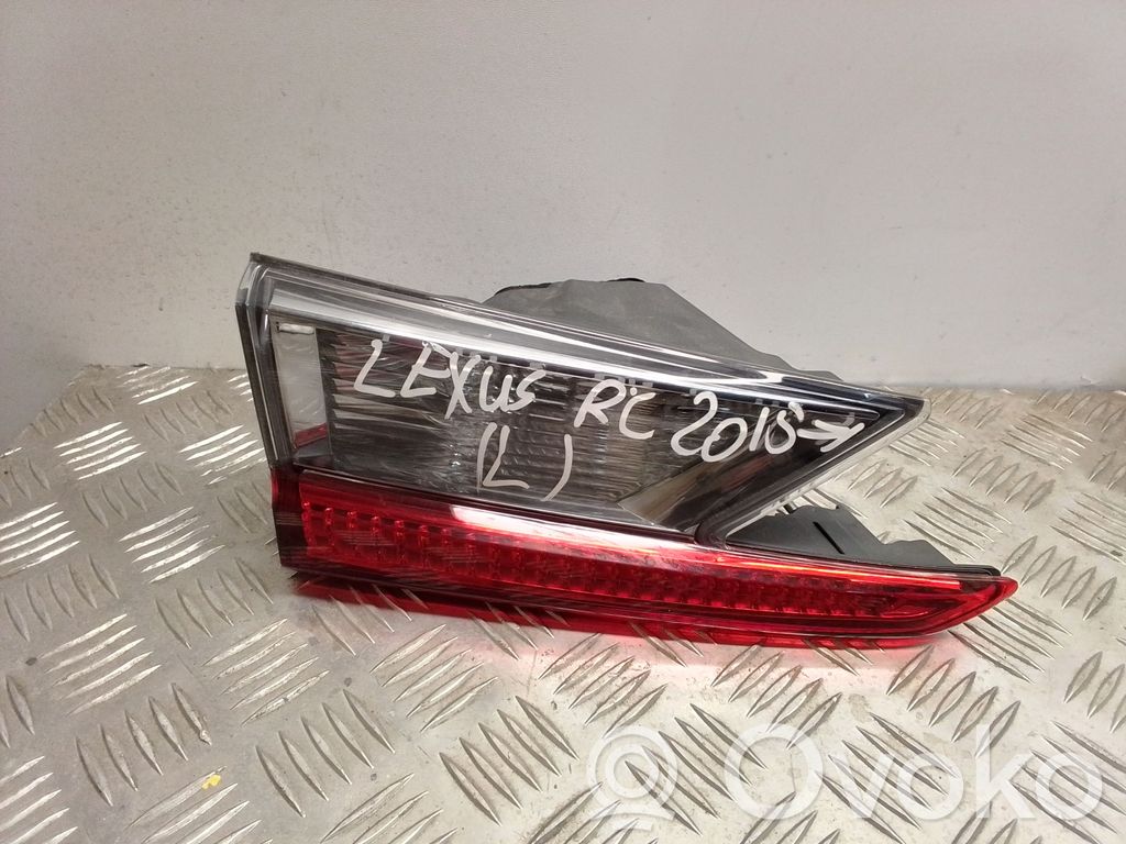 Lexus RC Tailgate rear/tail lights 