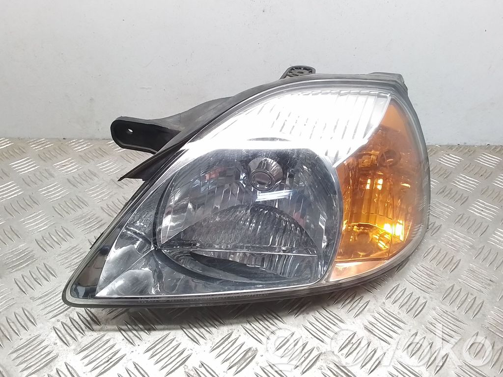 KIA Rio Scheinwerfer 