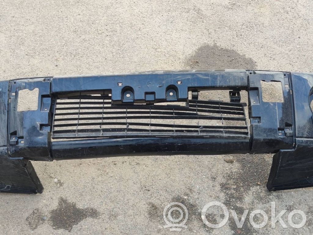 Mitsubishi Pajero Parachoques delantero 