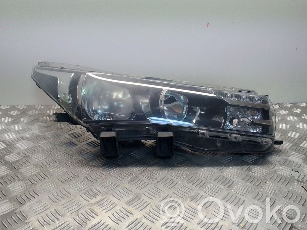 Toyota Corolla E160 E170 Phare frontale 