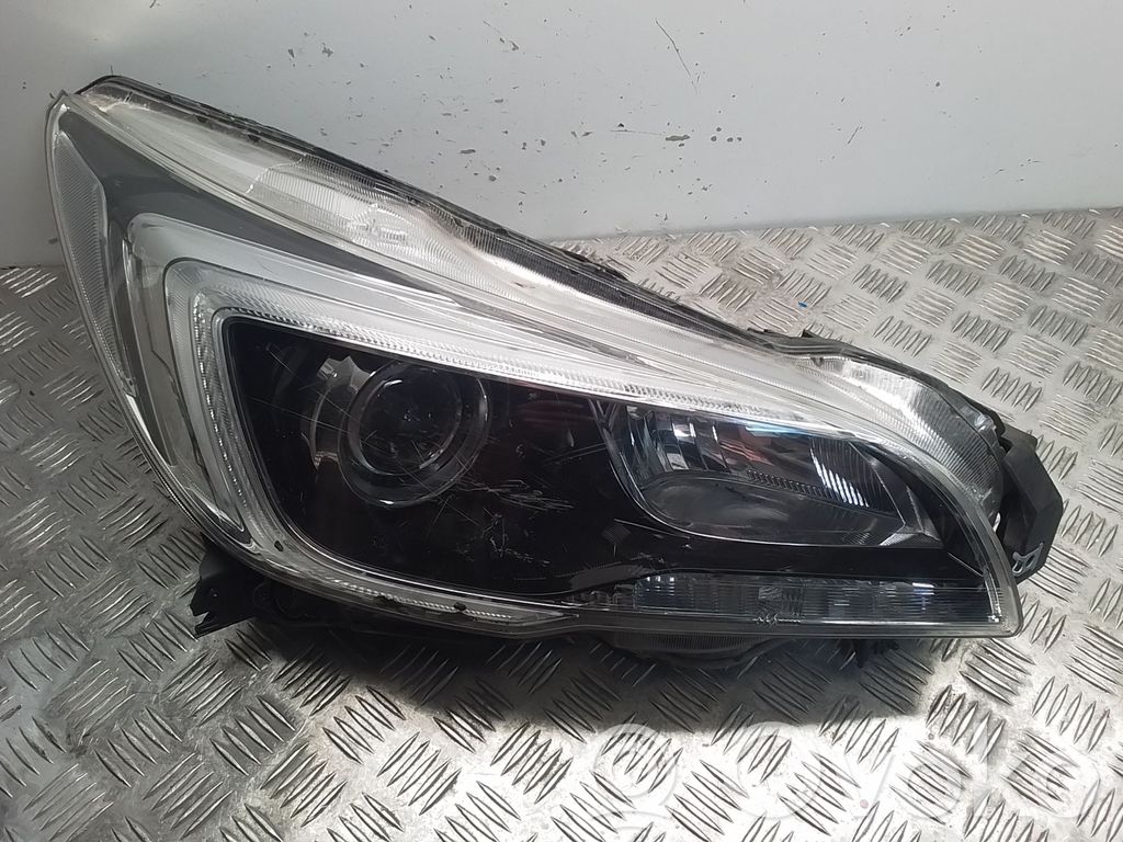 Subaru Outback (BS) Scheinwerfer 