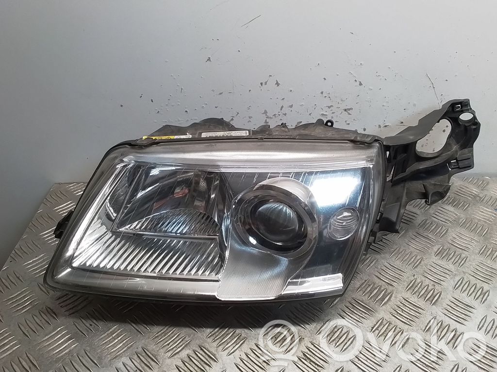 Lampa przednia   89007663