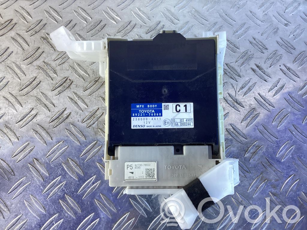 Lexus CT 200H Fuse module 