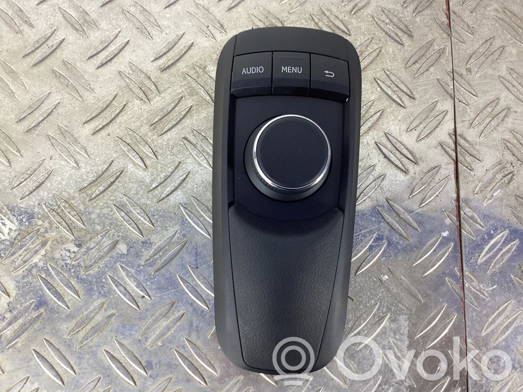 Lexus CT 200H Head unit multimedia control 
