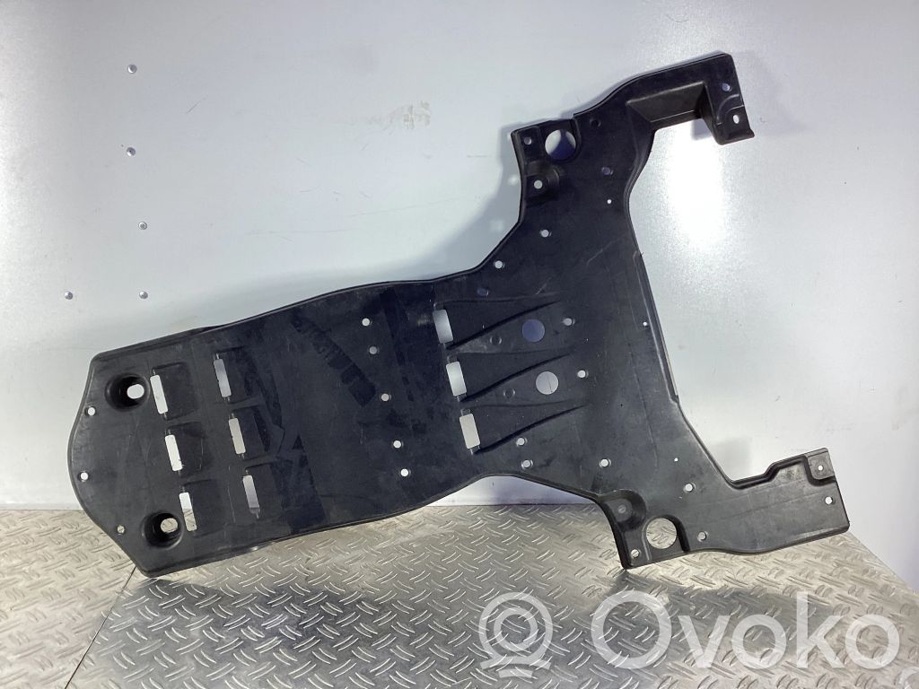 Placa protectora/protector antisalpicaduras motor   5144230150
