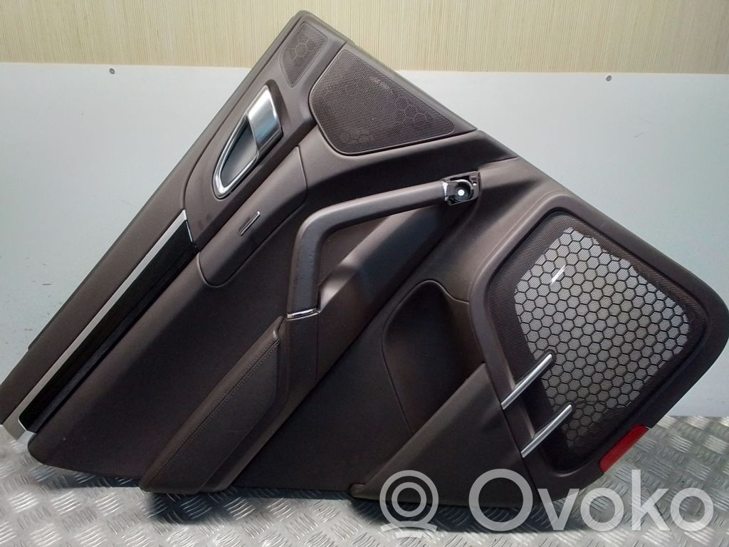Porsche Cayenne (92A) Rivestimento del pannello della portiera posteriore 