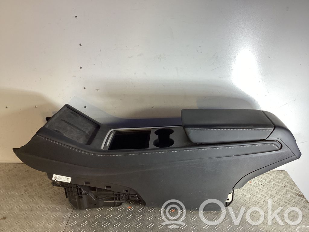 Center console   175550102A,110660103D