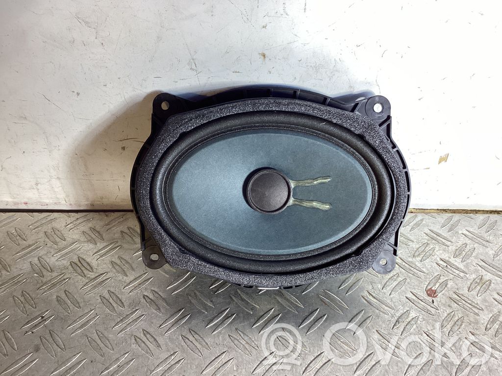 Lexus LS 460 - 600H Altavoz de la puerta delantera 