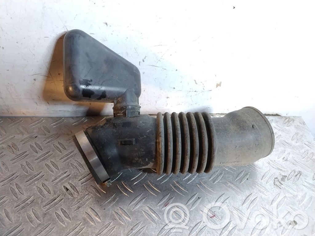 Subaru Forester SG Oro paėmimo kanalo detalė (-ės) 
