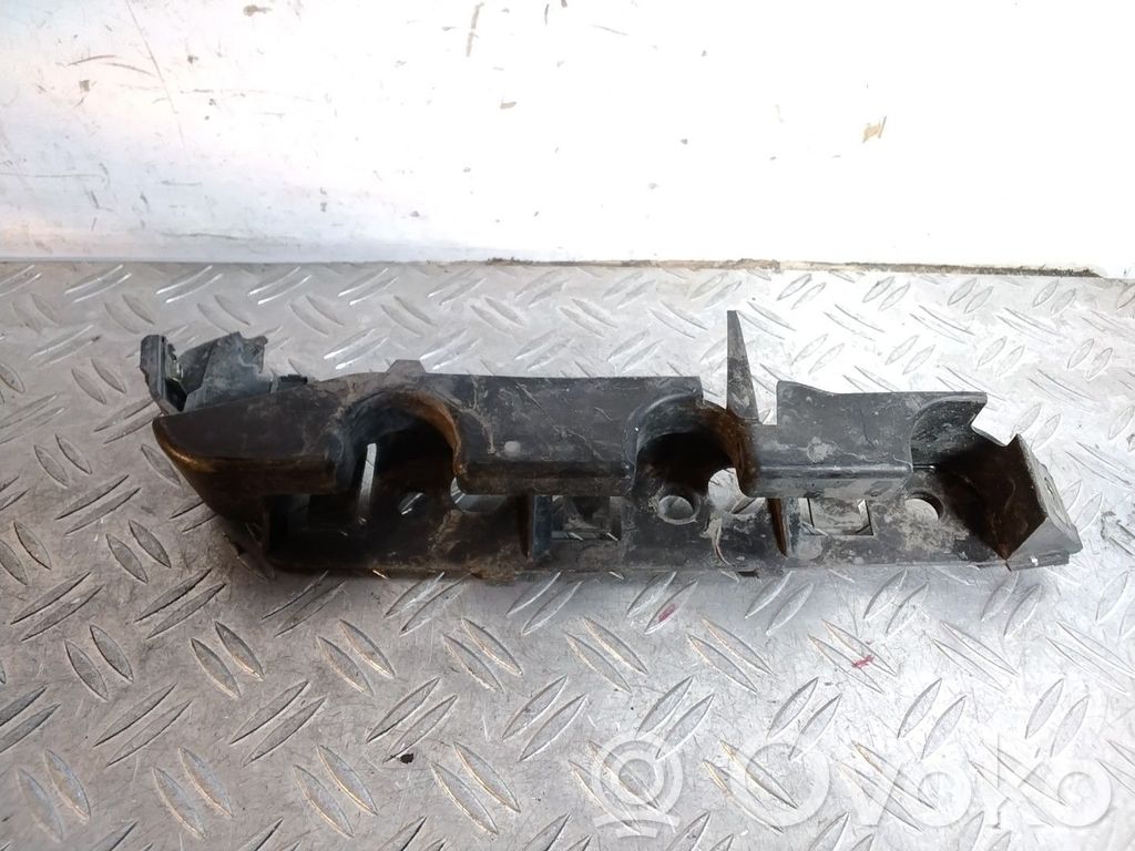 Peugeot 407 Front bumper mounting bracket 